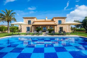 Country House 'Fortuna' with Mountain View, Private Pool and Wi-Fi - Image 2