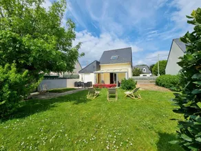 Holiday home with barbecue, terrace & garden | Garden view - Image 3