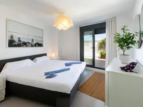 Lovely holiday apartment with pool, terrace & garden | Next to the beach | Suitable for remote work - Image 5