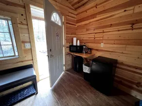 Porched Cabin for a Memorable Family Glamping Getaway near Wolf River in Wisconsin - Image 3