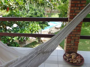 Maison avec barbecue, jardin et piscine - Image 4