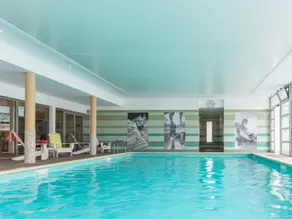 Holiday apartment with heated pool - Image 3