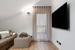 Holiday apartment with terrace, garden & BBQ | Mountain view - Image 5