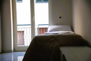 Holiday apartment | City view - Image 5