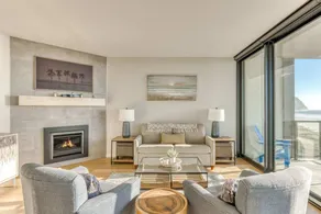 Family-friendly house with sauna, pool & garden | Mountain view | Close to the beach - Image 5