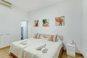 Interior Double Room - Image 3