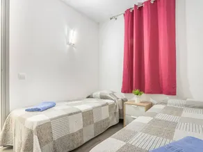 Holiday apartment with terrace - Image 4