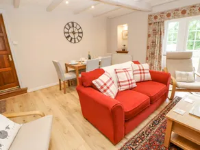 Children-friendly cottage with garden | Pets allowed - Image 3