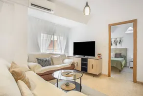 Apartment 'Playa Valencia' with Terrace, Wi-Fi and Air Conditioning - Image 3