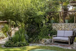 Maison de vacances adaptée aux familles avec piscine et jardin | Parfaite pour le travail à distance - Image 5