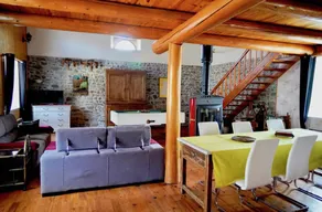Casa vacacional con barbacoa, jardín y terraza | Vistas a la montaña | Ideal para trabajar remoto - Image 2