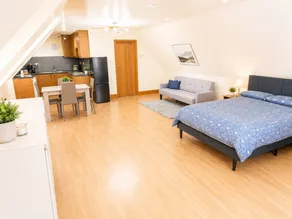 Children-friendly flat with garden | Pets are welcome - Image 2