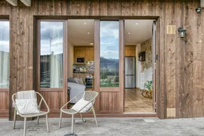 Holiday home with garden, barbeque & terrace | Garden view - Image 2