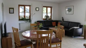 Family-oriented wonderful flat with garden, barbeque & terrace | Garden view - Image 5