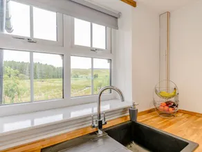 Cottage with garden & terrace | River view - Image 5