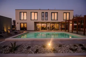 Familienfreundliche Villa mit Pool, Grill und Sauna | Poolblick | Haustiere sind willkommen - Image 5