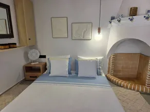 Studio with garden & terrace - Image 2