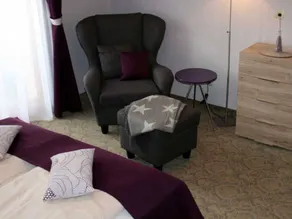 S Zimmer *** 55 - Image 3