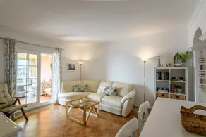 Appartement de vacances entièrement équipé avec piscine et terrasse | Proche de la plage - Image 2