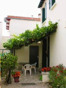Child-friendly pleasant villa with garden, barbecue & pool | Garden view | Beach nearby | Pets allowed - Image 3