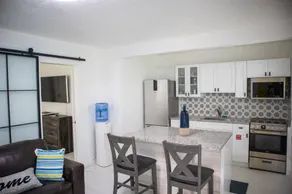 Cottage avec barbecue et terrasse - Image 2