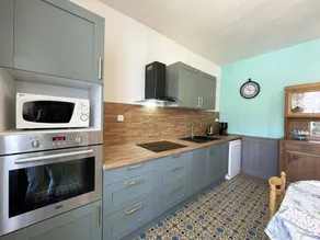 Cottage with barbecue & garden - Image 3
