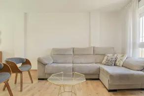 Holiday Home 'Tarifa' with Sea Views, Wi-Fi and Air Conditioning - Image 2