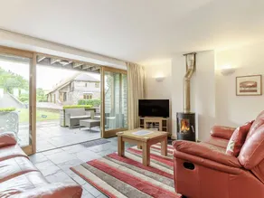 Family-oriented cottage with barbecue, garden & sauna | River view | Pets allowed - Image 3