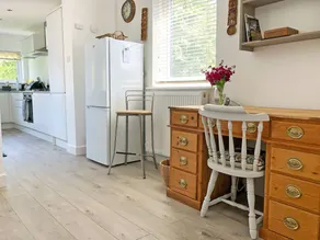Cottage with BBQ & garden - Image 5