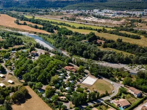 Family-friendly chalet with terrace & heated pool | Dogs allowed - Image 3
