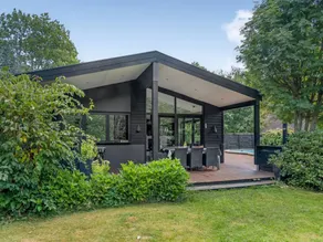 House with terrace, pool & hot tub - Image 3