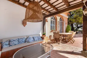 Relaxing 126m² B&B with Pool, No Kitchen, Mountain Views – Argentona - Image 5