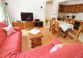 Apartment with terrace | Garden view - Image 5