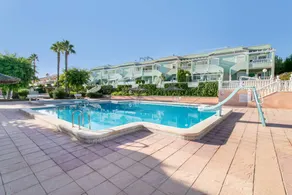 Magnifico chalet con piscina - Image 2