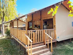 Tent with heated pool, terrace & barbecue - Image 4