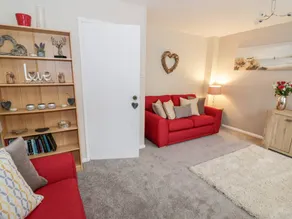 Cottage with 2 rooms for 4 persons - Image 4