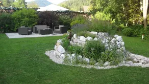 Holiday apartment with garden - Image 3