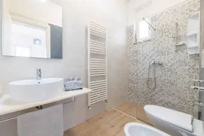Holiday apartment with garden - Image 5