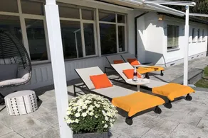 Casa con terrazza e giardino - Image 3