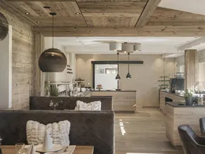 Apartment with terrace, garden & sauna - Image 4