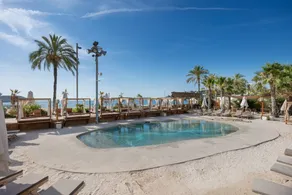Aparthotel with terrace & pool | Sea view | Good for workation - Image 4