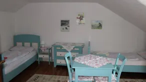 Apartment with garden, terrace & pool | River view - Image 4