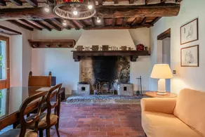 Lovely holiday apartment with pool, barbecue & garden | Garden view | Dogs allowed - Image 5