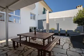 Charmante villa entièrement équipée avec jardin, terrasse et barbecue | Vue mer | Plage à proximité | Adaptée au travail à distance - Image 3