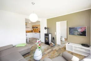 House with terrace, sauna & garden - Image 3