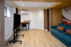 Guest House 'La Suite Des Sommets' with Shared Pool, Shared Terrace and Air Conditioning - Image 5