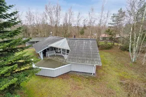Fully equipped nice house with terrace, sauna & barbeque - Image 4