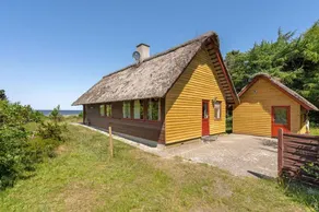 Fully equipped house with terrace | Water view - Image 2