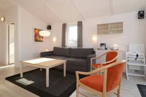 Nice holiday home with garden & terrace | Next to the beach | Pets are welcome - Image 4