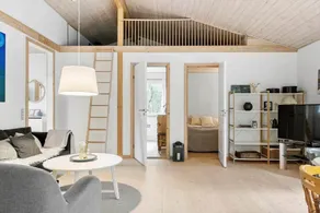 Holiday home with terrace & barbecue - Image 2